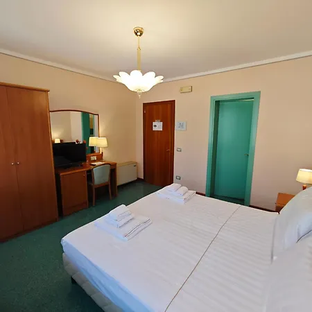 Casa Malvina Pensión 3*