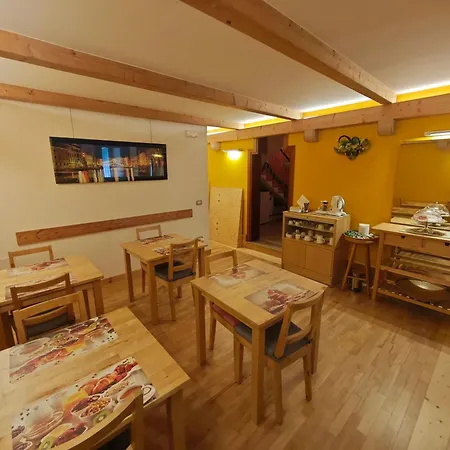 Casa Malvina 3*